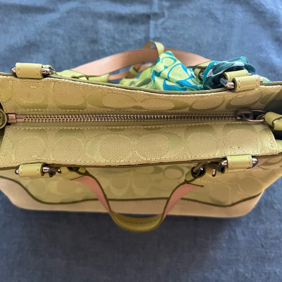 Y2K Lime Green Coach Bag - Picture 9 of 10